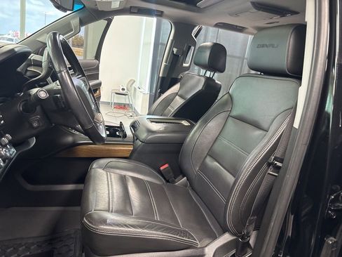 Used 2020 GMC Yukon Denali w/ Denali Premium Package AWD/4WD image 33