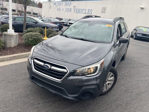 Used 2019 Subaru Outback 2.5i image 3