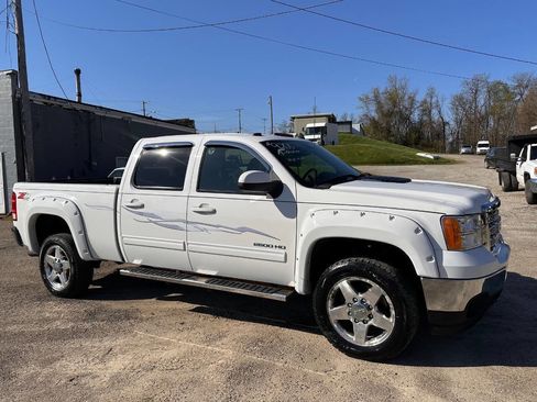 Used 2013 GMC Sierra 2500 SLT w/ SLT Convenience Package image 4
