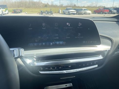 Certified 2024 Cadillac Lyriq Sport image 18