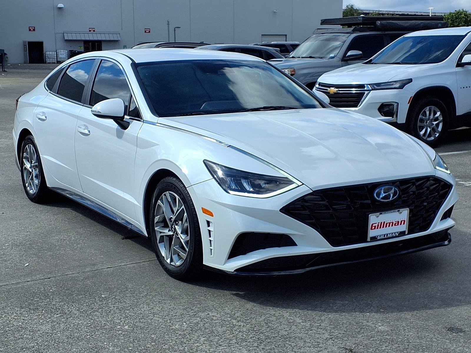 Used 2020 Hyundai Sonata SEL w/ Convenience Package FWD image 2
