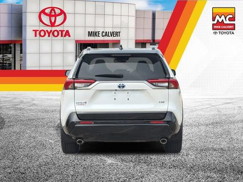 Used 2024 Toyota RAV4 XSE w/ Premium Package AWD/4WD image 4