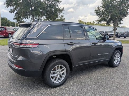 New 2025 Jeep Grand Cherokee Laredo X w/ Luxury Tech Group I image 32