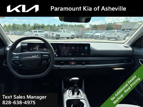 New 2026 Kia K4 FWD image 8
