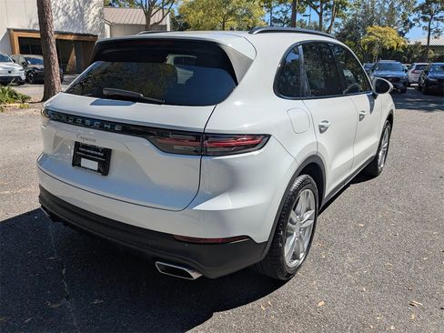 Used 2019 Porsche Cayenne image 4