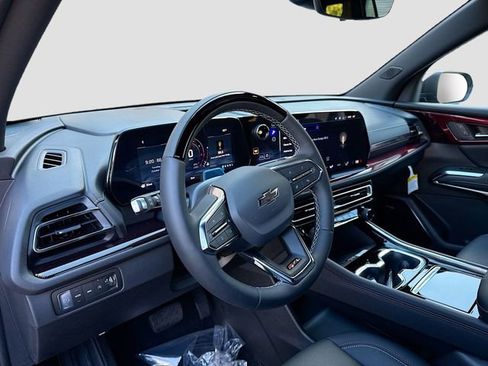 New 2026 Chevrolet Traverse Z71 w/ Enhanced Driving Package image 10