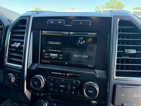 Used 2015 Ford F150 XLT w/ Equipment Group 302A Luxury AWD/4WD image 18