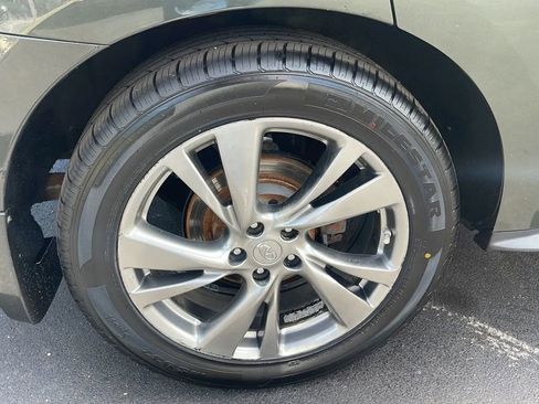 Used 2013 INFINITI JX35 AWD w/ Premium Pkg image 28