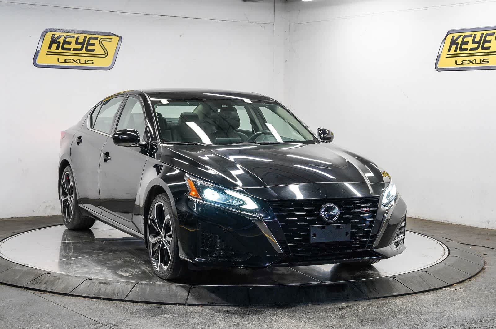 Used 2024 Nissan Altima 2.5 SR FWD image 5