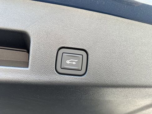 New 2026 Buick Enclave Avenir image 35