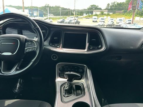 Used 2019 Dodge Challenger GT w/ Blacktop Package AWD/4WD image 25