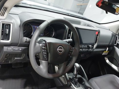 New 2026 Nissan Frontier SV w/ All-Weather Content Package AWD/4WD image 19
