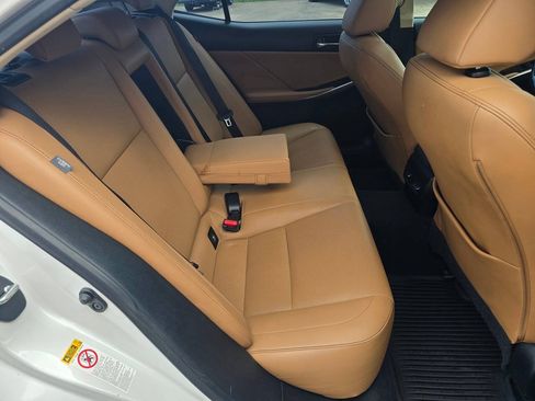 Used 2016 Lexus IS 200t w/ Navigation System Package RWD image 21