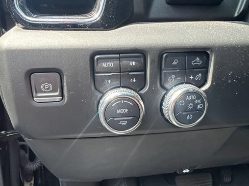 Certified 2023 GMC Sierra 1500 Denali w/ Technology Package AWD/4WD image 26