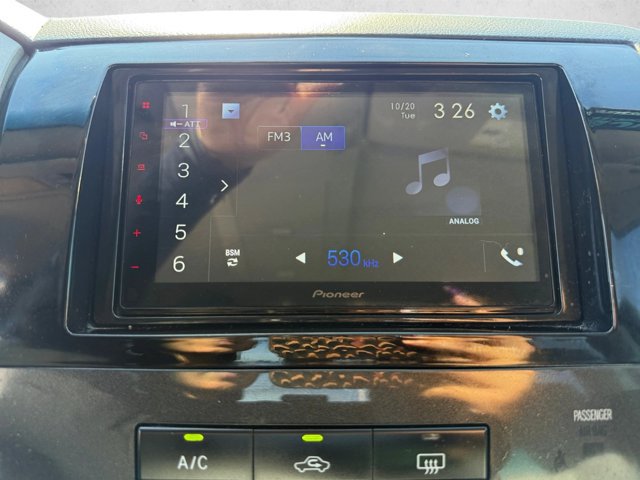 Used 2012 Toyota Tundra 4x4 CrewMax w/ SR5 Pkg image 12