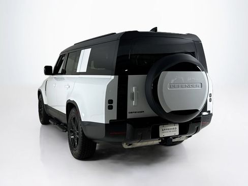 Used 2026 Land Rover Defender 130 S AWD/4WD image 3