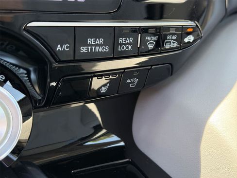 Certified 2024 Acura MDX FWD w/ Technology Package image 36