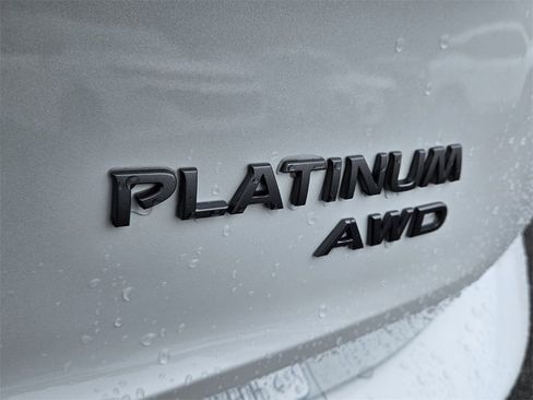 New 2026 Nissan Rogue Platinum image 9