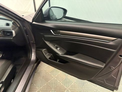 Used 2020 Honda Accord LX image 14
