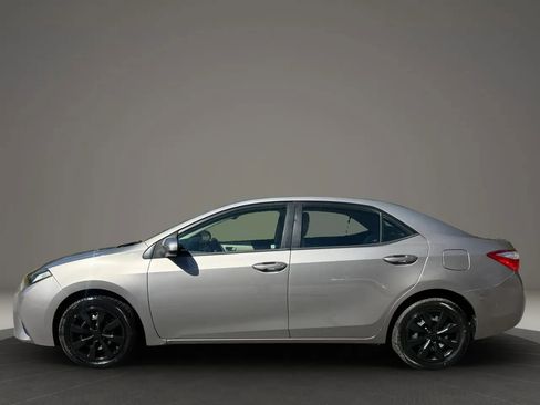 Used 2014 Toyota Corolla LE FWD image 9