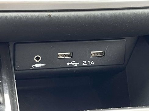 Used 2020 Subaru Outback Premium AWD/4WD image 19