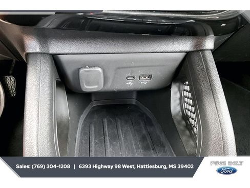 Used 2025 Chevrolet TrailBlazer LT FWD image 24