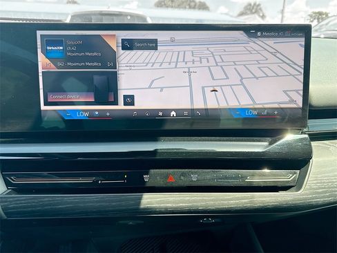 Used 2024 BMW 530i w/ Premium Package image 16