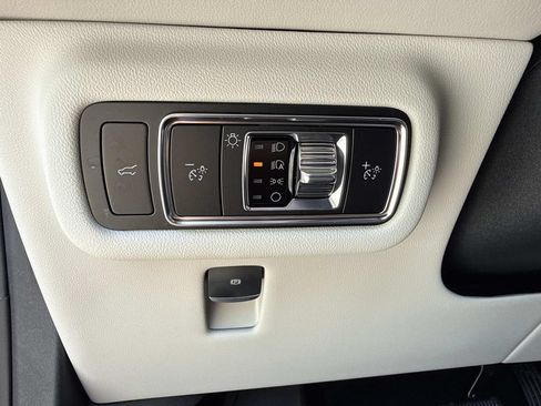New 2026 Lincoln Nautilus Premier w/ Equipment Group 102A AWD/4WD image 31