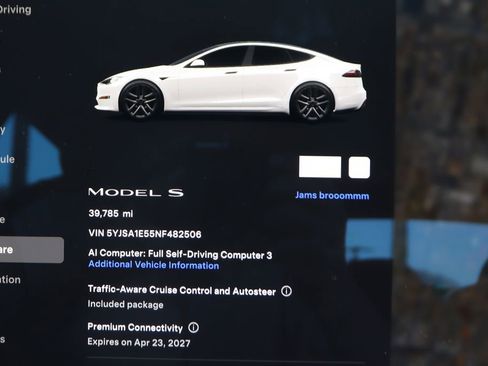 Used 2022 Tesla Model S AWD/4WD image 32