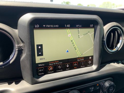 Used 2021 Jeep Wrangler Unlimited Sahara w/ Uconnect 4C Nav & Sound Group AWD/4WD image 21