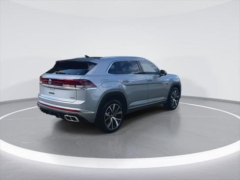 New 2026 Volkswagen Atlas Cross Sport SEL Premium R-Line AWD/4WD image 8