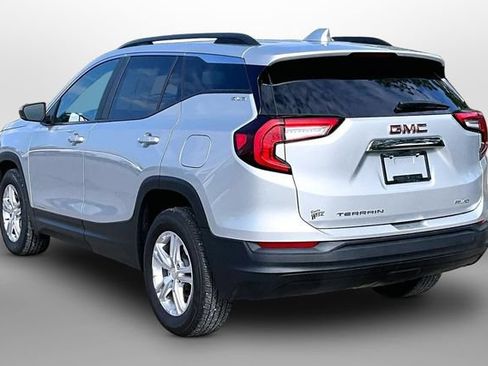 Used 2022 GMC Terrain SLE AWD/4WD image 12