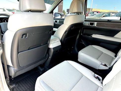 Used 2025 Hyundai Santa Fe Calligraphy FWD image 23