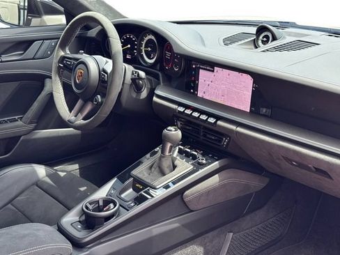 Used 2022 Porsche 911 GT3 RWD image 11