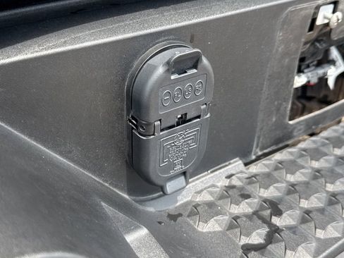 Used 2023 GMC Canyon AT4X AWD/4WD image 54