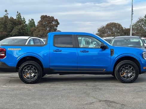 Used 2025 Ford Maverick Tremor image 3