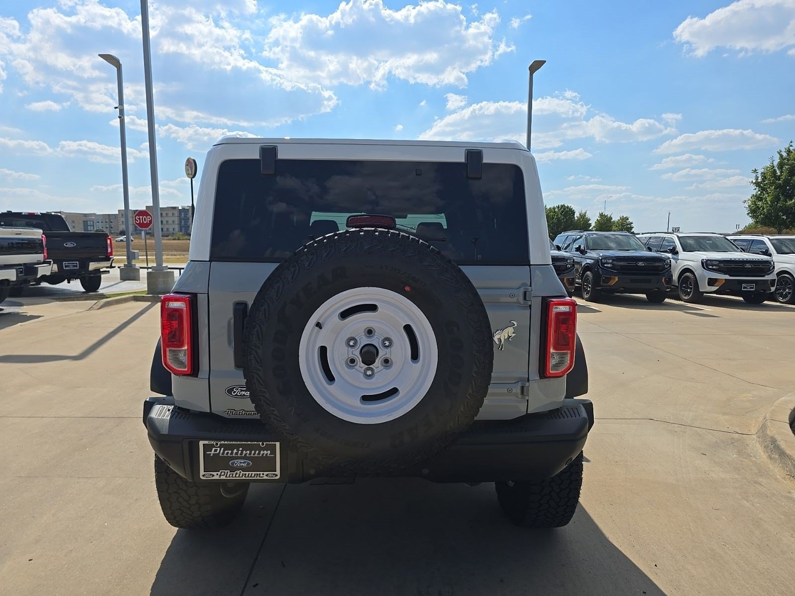 New 2026 Ford Bronco Heritage Edition AWD/4WD image 4