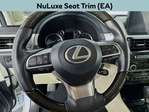 Used 2023 Lexus GX 460 Premium image 11