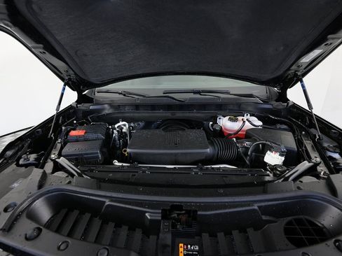 Used 2026 Chevrolet Tahoe Z71 w/ Comfort Package image 44