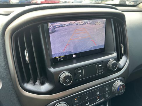 Used 2021 Chevrolet Colorado Z71 w/ Z71 Midnight Edition image 22