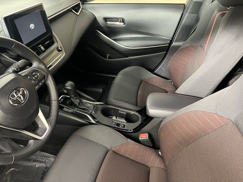 Used 2023 Toyota Corolla SE image 4