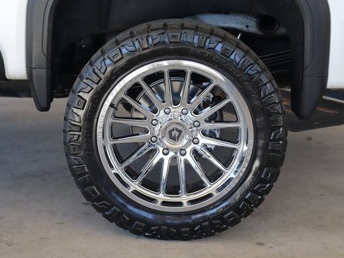 Used 2022 GMC Sierra 2500 Denali image 11