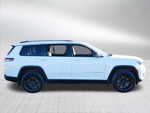 Used 2022 Jeep Grand Cherokee L Limited w/ MOPAR Finishing Package image 8