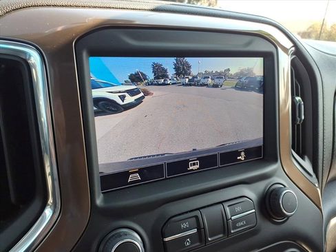 Certified 2022 Chevrolet Silverado 1500 High Country image 23