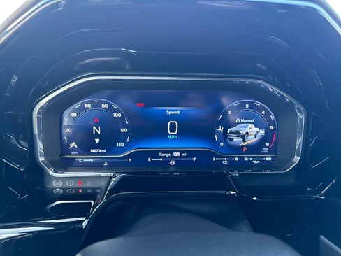 Used 2024 Chevrolet Silverado 1500 ZR2 image 15