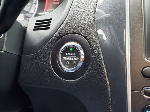 Used 2018 Ford Explorer Sport w/ Equipment Group 401A image 24