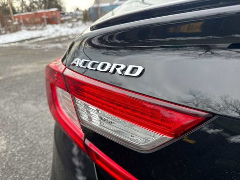 Certified 2022 Honda Accord Sport image 18