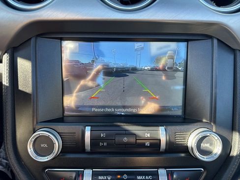 Used 2022 Ford Mustang Premium image 19