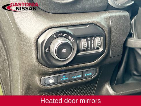 Used 2021 Jeep Wrangler Unlimited Sahara w/ Cold Weather Group image 13