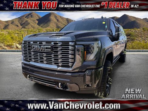 Used 2024 GMC Sierra 3500 Denali Ultimate AWD/4WD image 1